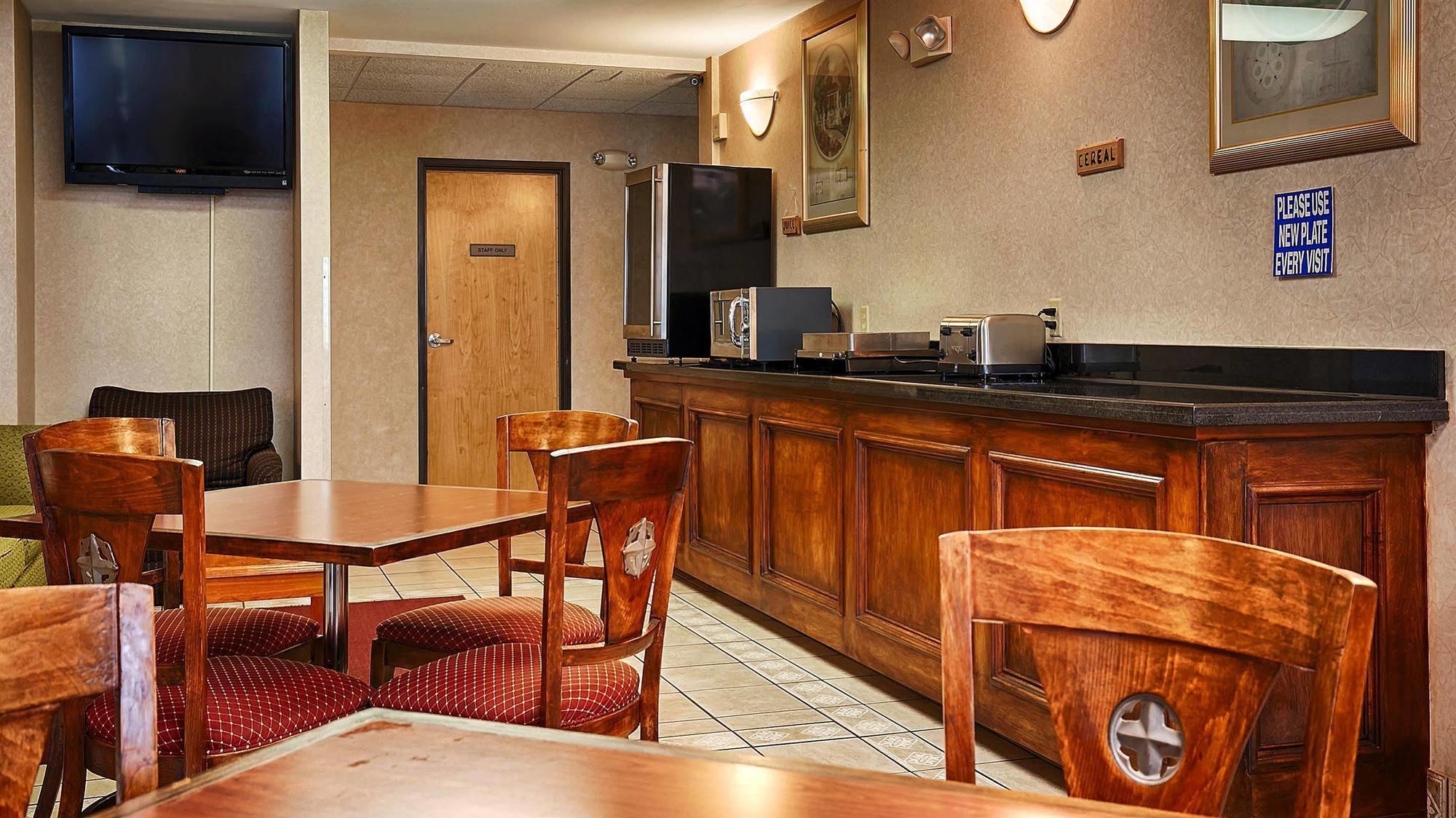 Best Western Inn And Suites Copperas Cove Ngoại thất bức ảnh