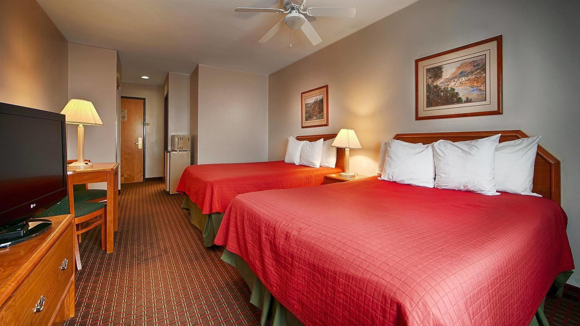 Best Western Inn And Suites Copperas Cove Ngoại thất bức ảnh
